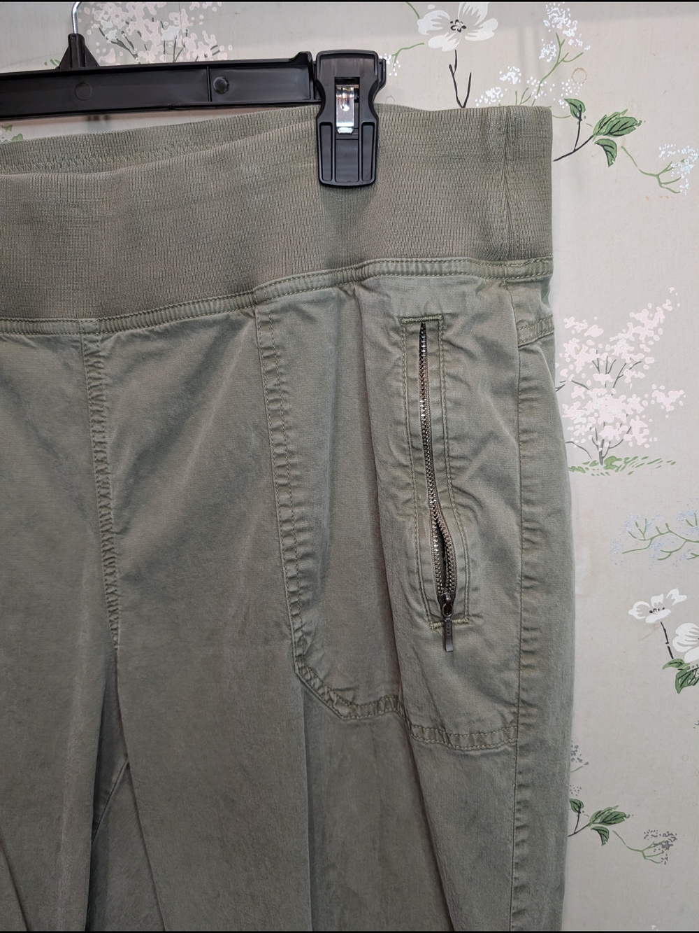 Orvis Olive Stretch Waist Lyocell Pants - Picture 2 of 7
